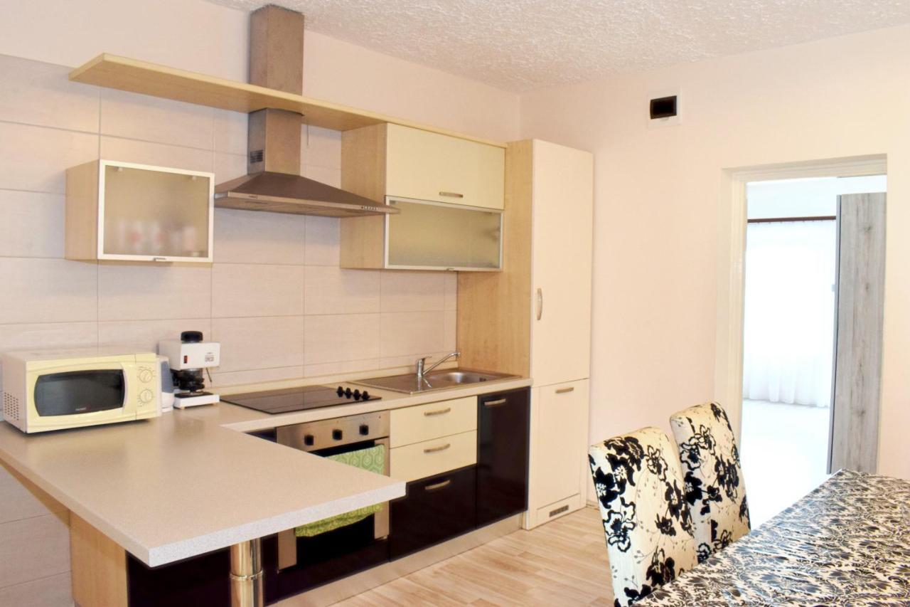 Relax Apartman Zalakaros Exterior foto